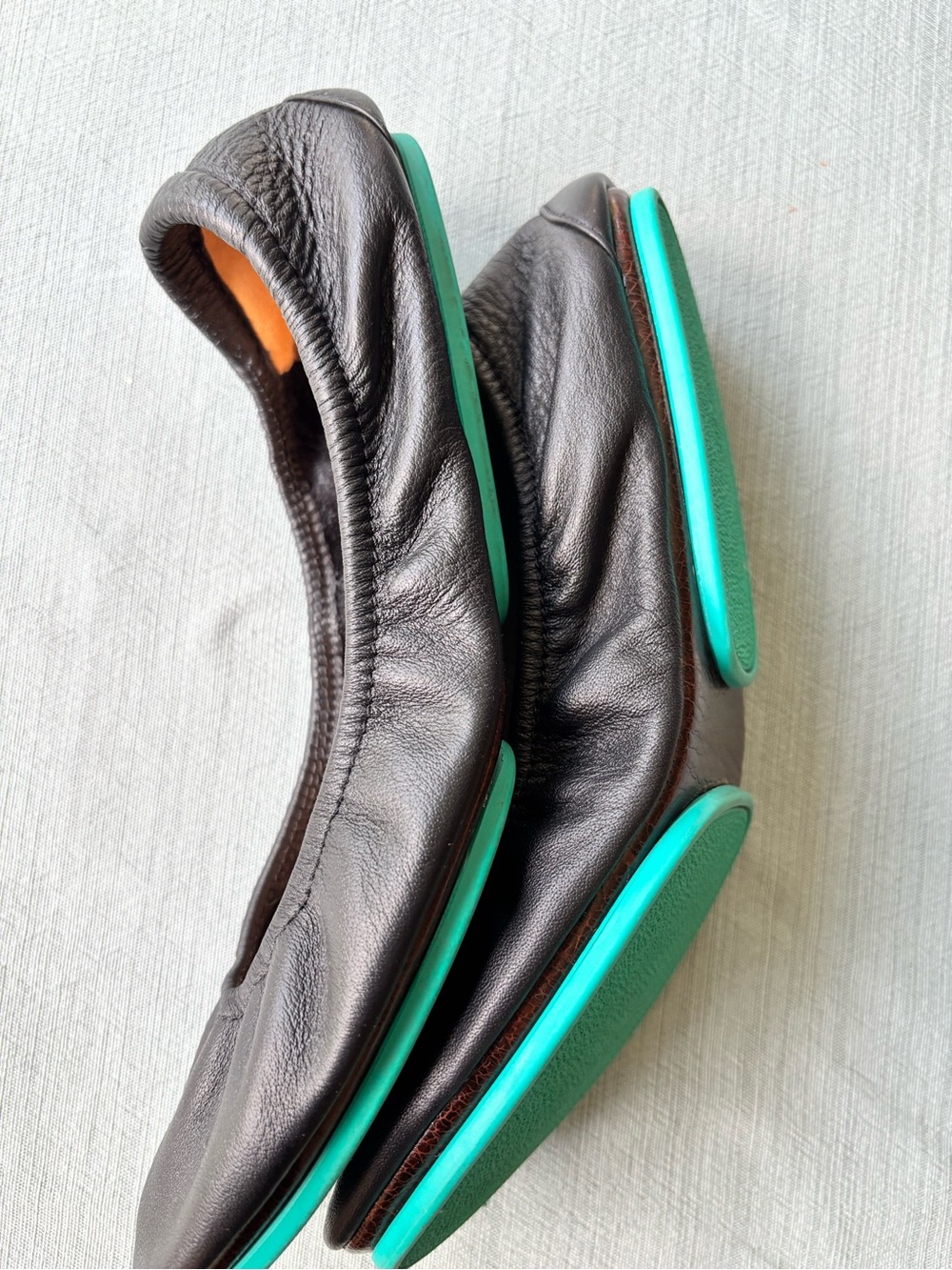 Tieks Black Leather Ballet Flats Size 9 with Teal bottom - Picture 9 of 10